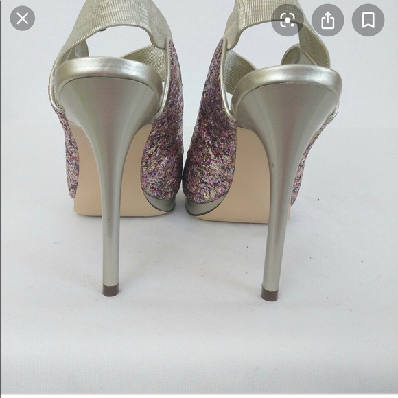 Carlos Santana Heels Size 8.5 - Picture 4 of 4